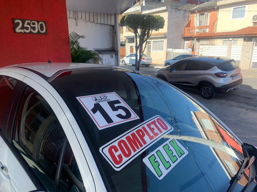 Imagem 12 de 14 de Citroen C3 Tendance 1.5 Branca 2015 Couro Flex Manual