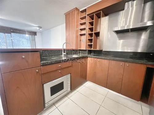 Dpto En Arriendo De 1 Dorm, Metro Alcantara Y Esc. Militar