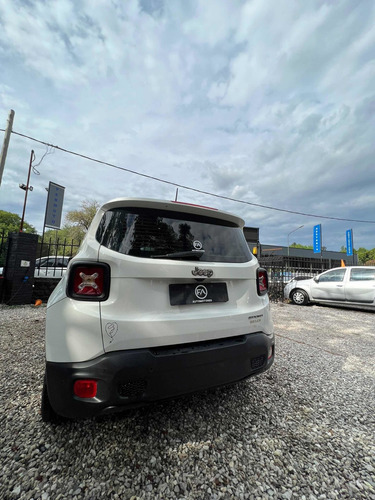 Jeep Renegade 1.8 Sport