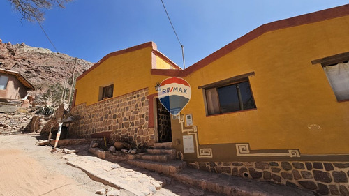 Hotel En Purmamarca - Pie Del Cerro 7 Colores