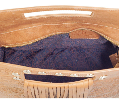 Imagen 6 de 7 de Bolso De Piel Tipo Frame Con Grabado Tipo Cincelado Bolsa