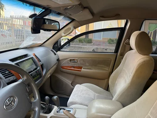 Toyota Fortuner 3.0 Sr5