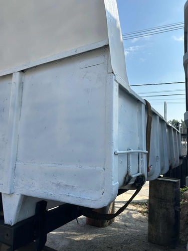 Caçamba Basculante 5m3 Toco Reformada