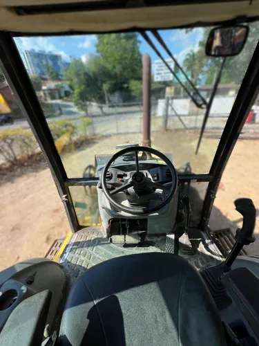 Retrocargadora New Holland B95b