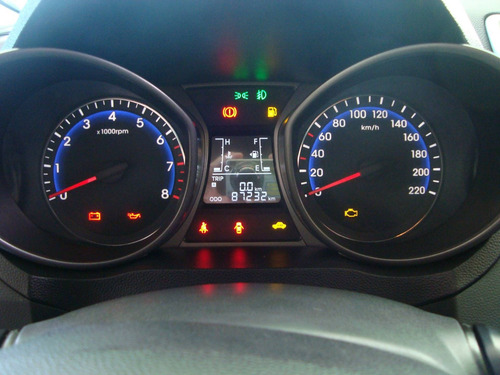 Hyundai Hb20s 1.6 Comfort Plus 16v Flex 4p Manual