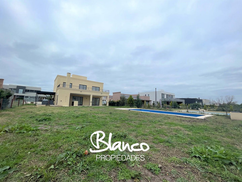 Casa En Venta En Altos De Campo Grande, Pilar, G.b.a. Zona Norte