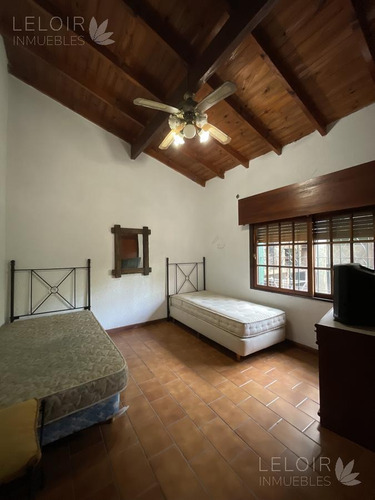 Imagen 21 de 30 de Casa En Venta 5 Amb En Parque Leloir