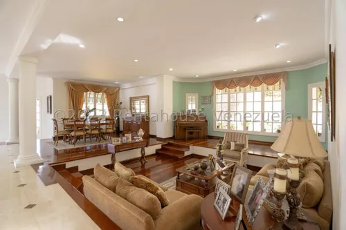 Casa En Venta 23-26421