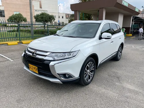 Mitsubishi Outlander 3.0 Kaiteki
