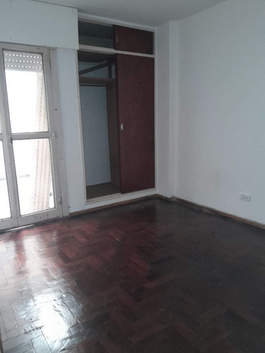 Nueva Cordoba: Bv. Chacabuco 580 2 Dor Planta Baja Cpatio Amplio
