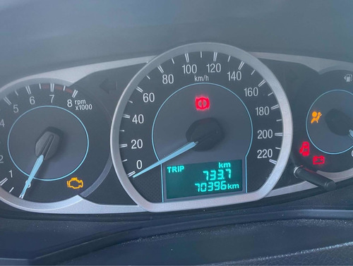 Imagen 10 de 15 de Ford Ka 1.5 Se 5 P 2017