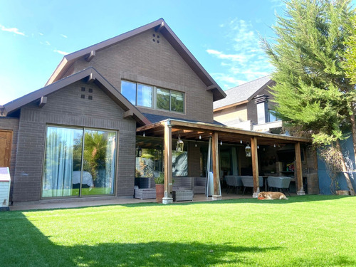 Casa Remodelada Con Terraza Y Quincho