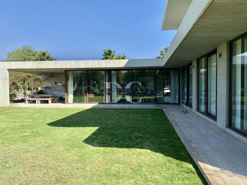 Casa En Venta De 3 Dorm.piedra Roja,chicureo,colina