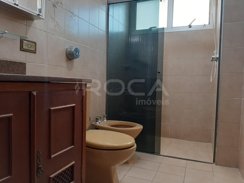 Venda De Apartamentos / Padrão Na Cidade De São Carlos 23942