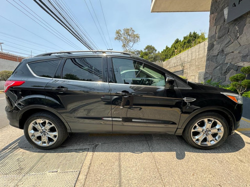 Ford Escape 2.5 Se Plus Mt