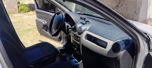 Renault Kangoo 1.6 2 Authentique Da Aa Cd 1plc