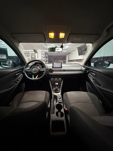 Mazda 2 1.5 Grand Touring Sedan