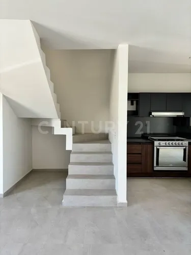 Casa En Renta, Col. Nuevo Mexico, Zapopan, Jalisco.