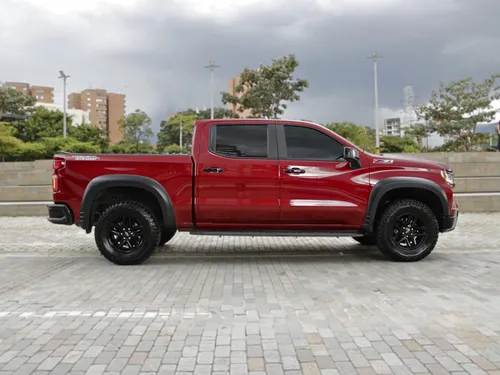 Chevrolet Silverado 5.3 Z71 4X4 At