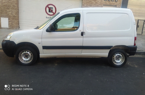 Imagen 5 de 18 de Peugeot Partner 2016 1.4 Furgon Confort