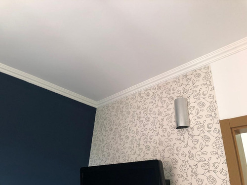 Imagem 2 de 10 de Rodateto Moldura Em Isopor Com Massa M13 De 8cm - 12 Mts