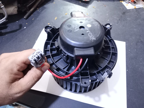 Motor Soplador Chevrolet Trax 2020-2024 42758430 (Usado)