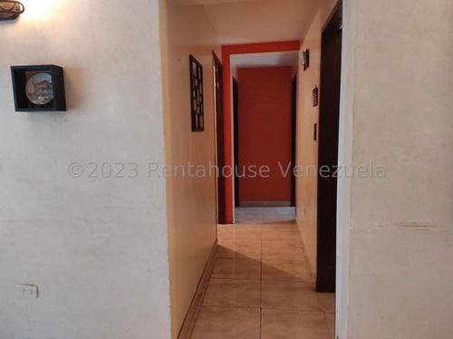 Imagen 15 de 30 de Apartamento En Urbanización Los Roques Piso Bajo, Poco Negociable!! Totalmente Amoblado Wm Mls #23-17376