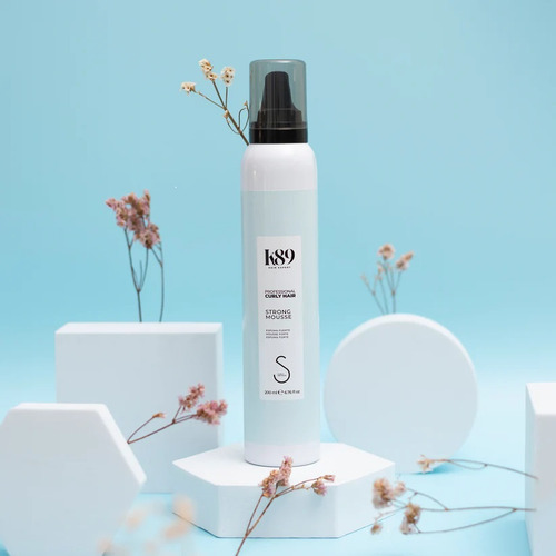 K89. Mousse Fijador : Controla El Frizz Y Aporta Volumen.