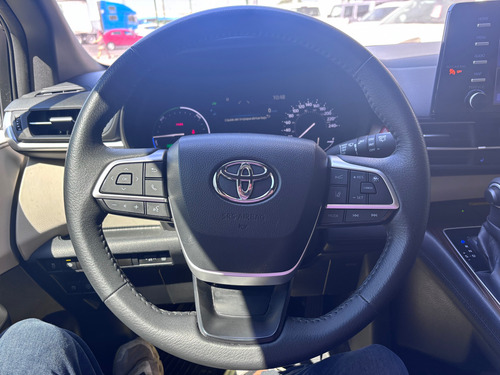 Toyota Sienna 3.5 Xle Piel At