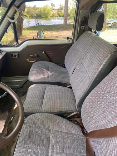 Imagen 11 de 16 de Toyota Hiace 1987 2.4 Hiace 15 Pas