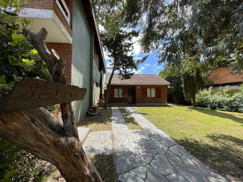 Casa A Media Cuadra De La Playa Con Dos Dormitorios Y Dos Baños