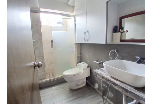 Vendo Apartamento En Santa Rosalía Puente Hierro Remodelado