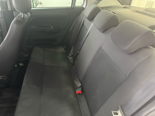Volkswagen Voyage 1.0 12v Total Flex 4p
