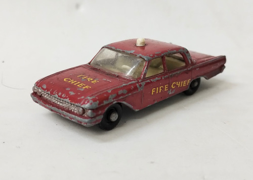 Matchbox Lesney Ford Fairlane Fire Chief Car N°59 By England