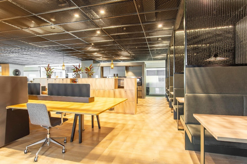 Acceso Ilimitado A Coworking En Regus Napoles