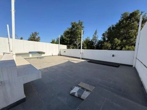 Espectacular Townhouse Las Pircas 4d 2 Estacionamientos