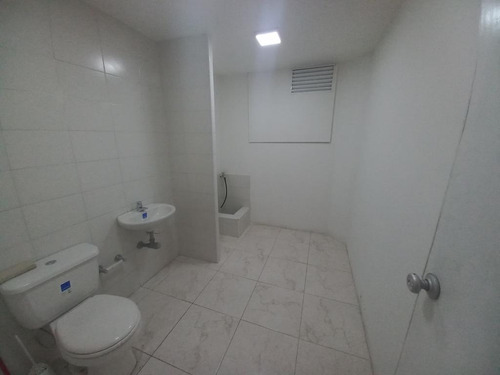 Imagen 3 de 14 de Casa En Arriendo En Bogotá Prado Veraniego Norte. Cod 102037