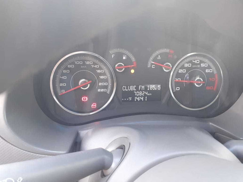 Fiat Grand Siena Essence 1.6 16v (flex)