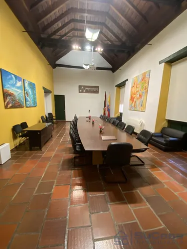Casa Comercial Con Excelente Ubicacion Cod. 29344