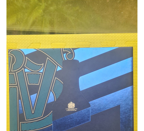 Johnnie Walker Azul Blue Label Limited Edition Gift Pack