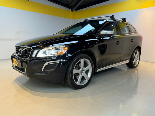 Volvo XC60 2.0 T5 R-DESIGN GASOLINA 4P AUTOMÁTICO