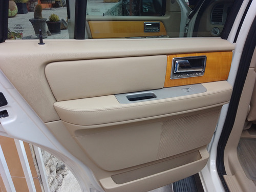 Lincoln Navigator Vagoneta Qc Dvd R-20 Lujo L 4x2 At