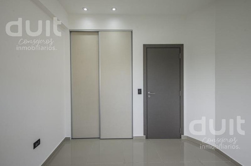 Imagen 8 de 11 de Edificio - Guemes