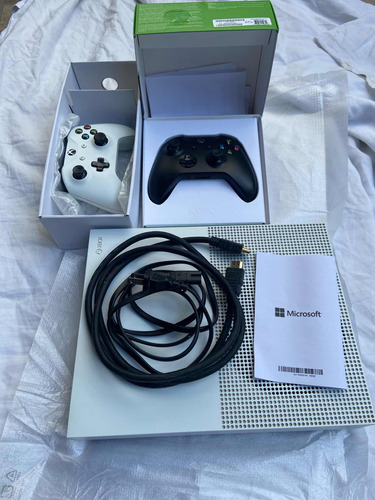 Xbox One S All Digital 