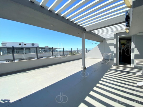 Imagen 15 de 16 de Pent-house Con Amplia Y Exclusiva Barbacoa.