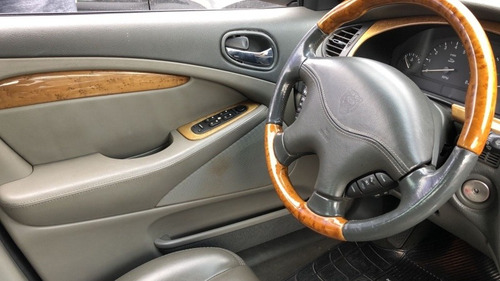 Imagem 6 de 7 de Jaguar S-type 2001/2001