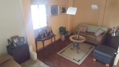 Imagen 8 de 30 de Espectacular Casa Para Una Familia Numerosa 04120656408 Cod Mls 23-5240