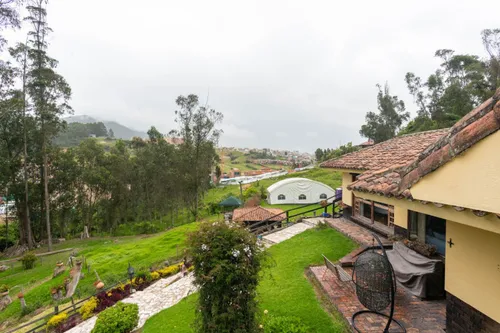 Casa En Venta En La Calera. Cod V10488