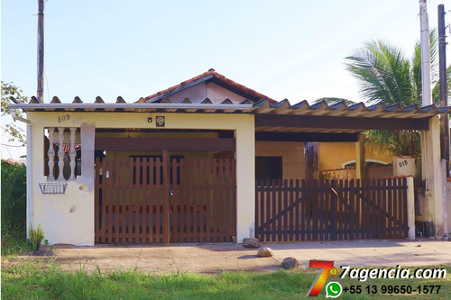 Imagem 6 de 13 de Casa Em Itanhaem Com 3 Quartos Churrasqueira 2 Vagas Coberta Ch208