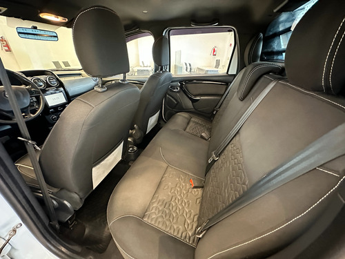Renault Duster Oroch 2.0 Outsider Plus